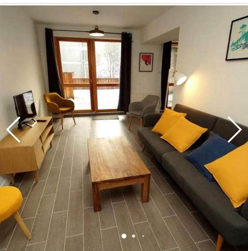 Appartement refait à neuf au pieds des pistes Les Deux Alpes Esterno foto